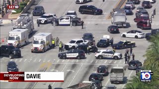 Suspects taken into custody after crash in Davie