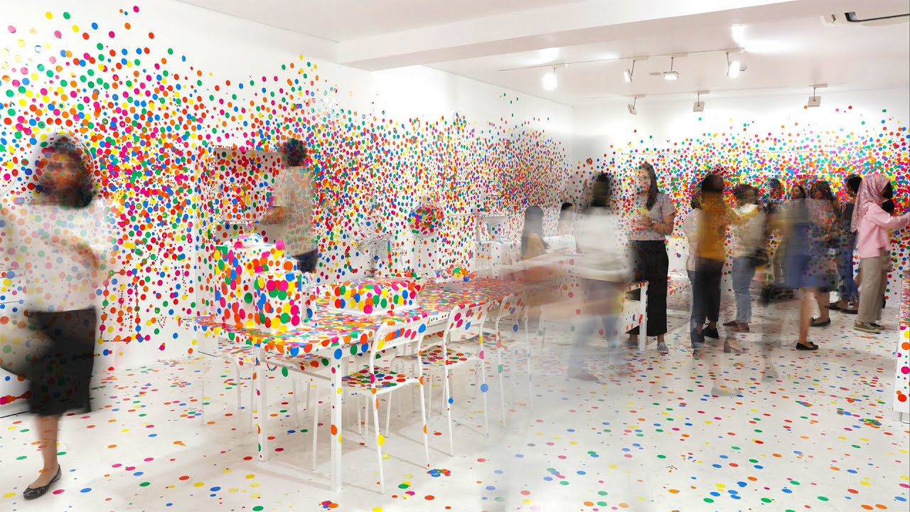 YAYOI KUSAMA LIFE IS THE HEART OF A RAINBOW Obliteration Room