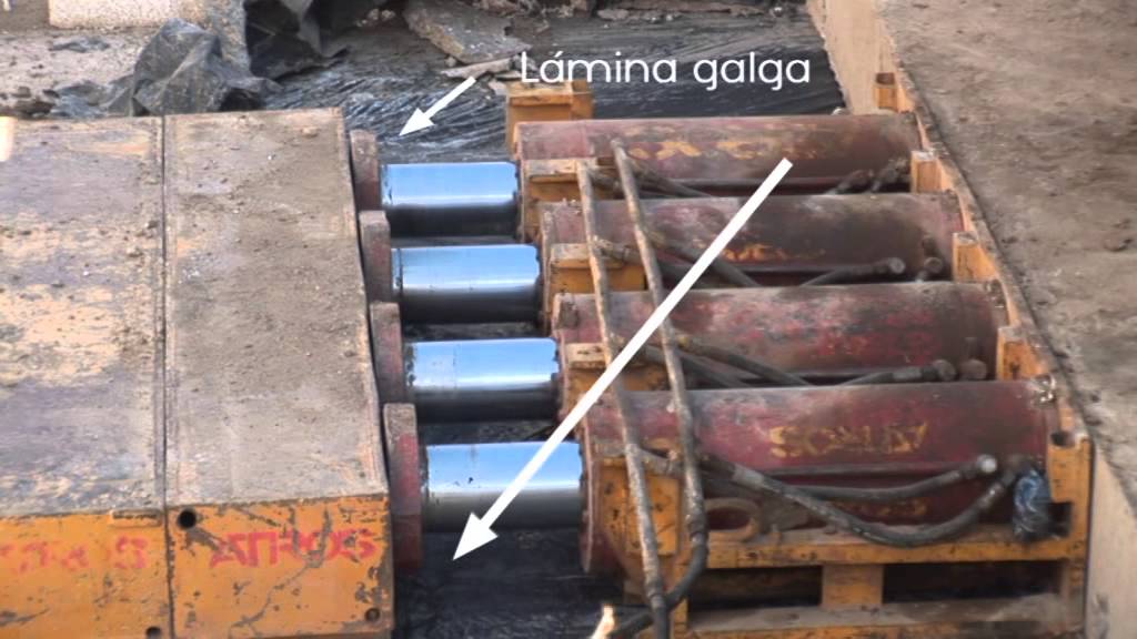 Hincado de Estructura bajo Lí­nea Ferroviaria