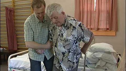 How to transfer a person with post-stroke disability from bed to chair