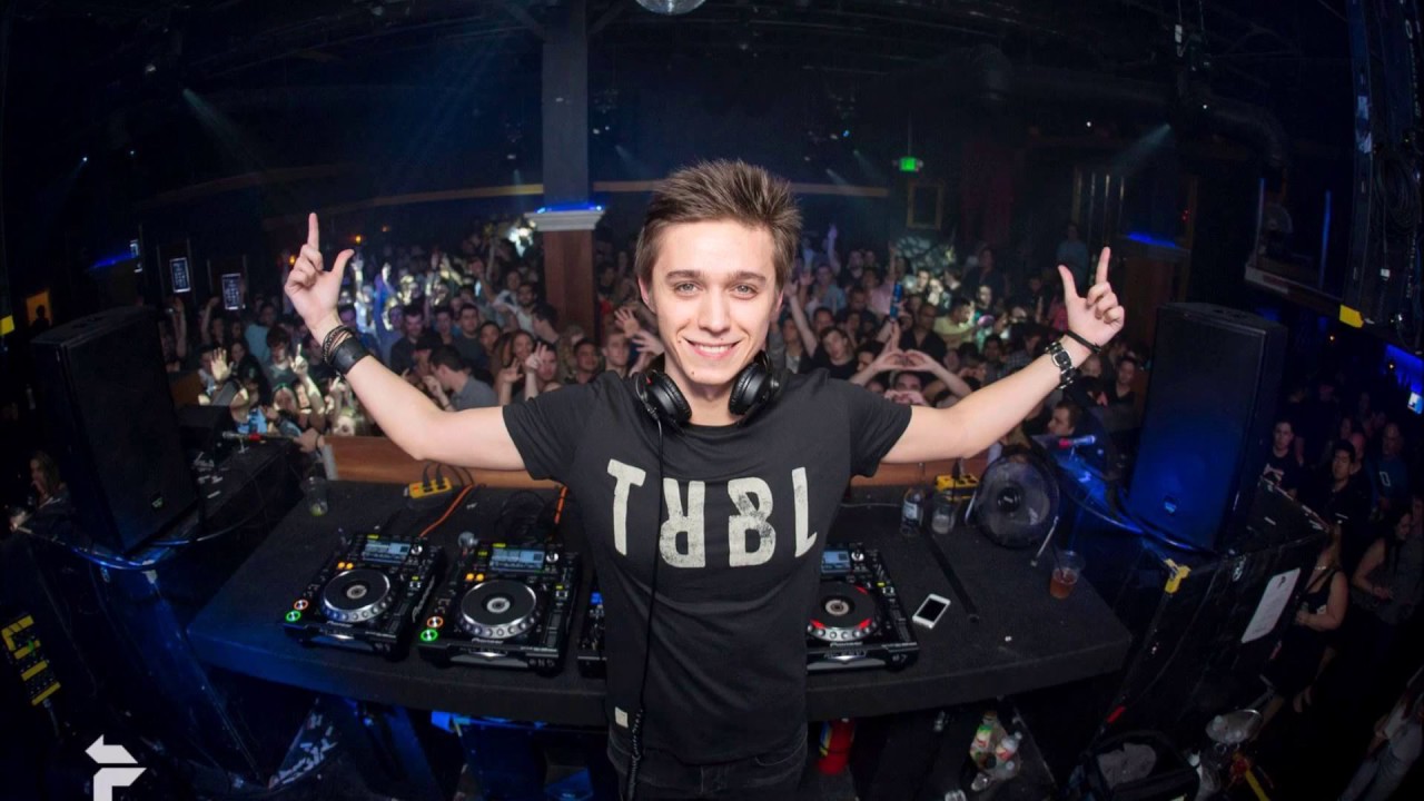 Dj 320 kbps. Dj 320 kbps. Dj 320 kbps. Dj 320 kbps. диджеи мира.