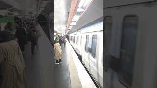 À LA GLOIRE DU MF77 ! #paris #4k #metro #train #railway #magic #shorts #yt #beauty #fun #edit #alone