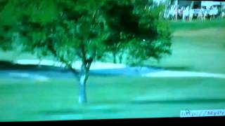 Tommy "two gloves" Gainey showing us why hes a pro
