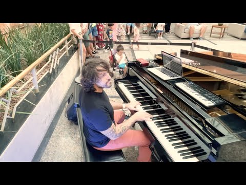 Lady Gaga Shallow Piano Shopping Mall