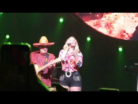 MIRANDA LAMBERT - TEQUILLA DOES  11.9.19