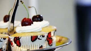Perfect Vanilla Cupcakes