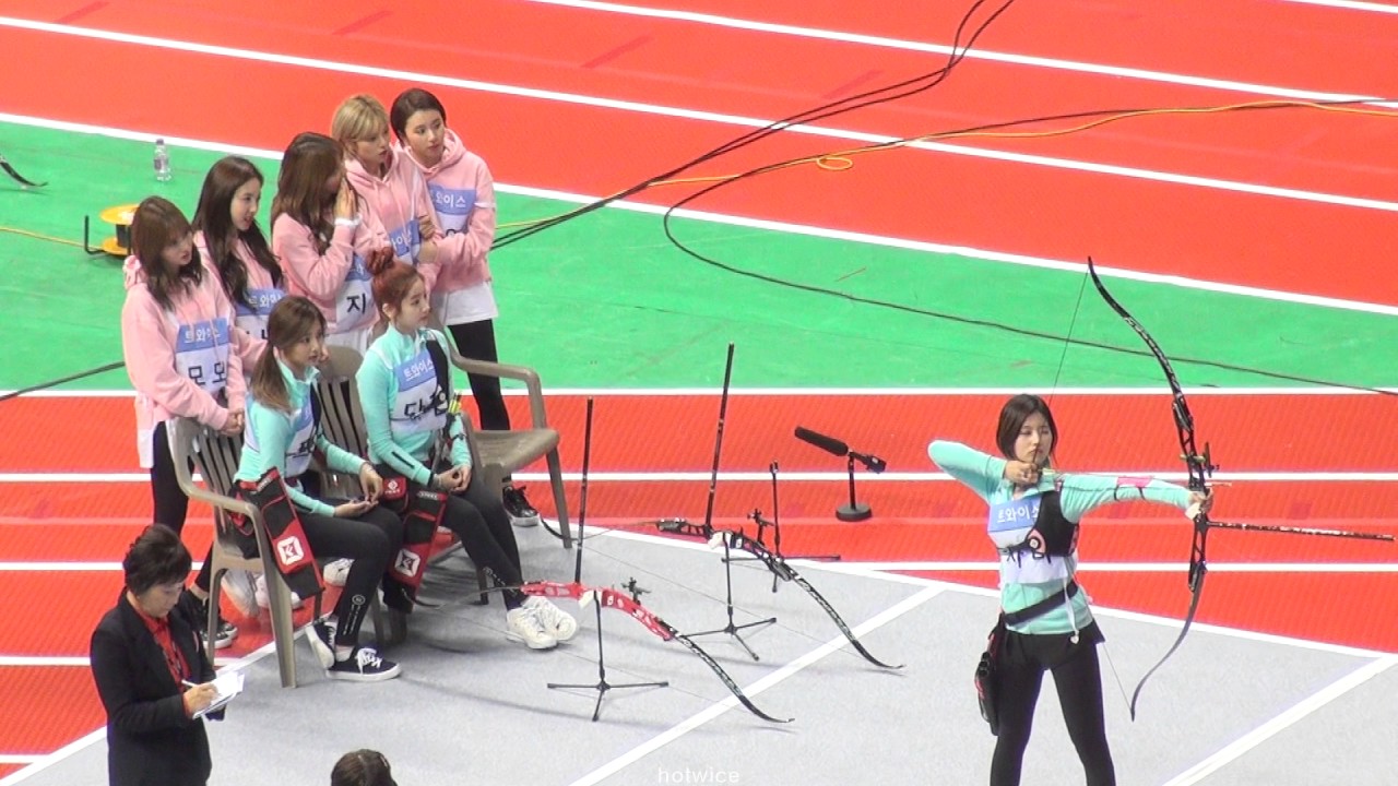 2017.1.16 아육대 / 트와이스 /  양궁 / 사나,다현,쯔위