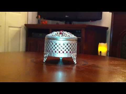 Josette's music box replica from the 1991 Dark Sha...