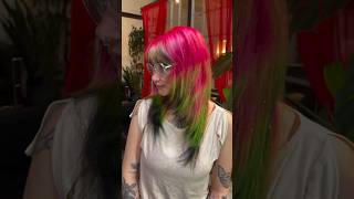 The ultimate neon tinsel hair transformation! 💖💚#Shorts #WolfCut #HairTinsel #VividColors #HairDye