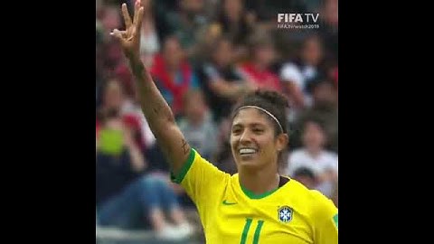 GOLAÇO DE FALTA DA CRISTIANE