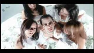 Wisin Y Yandel - guayale mahon y esta noche hay pelea (official)