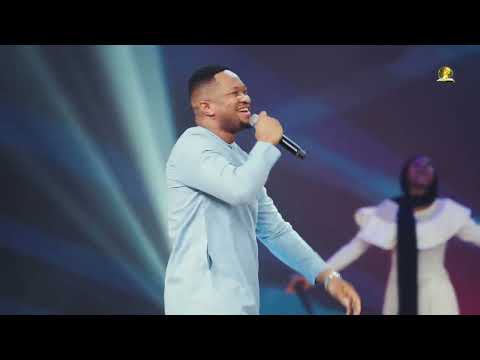 GODSWILL OYOR LIVE AT THE YOUTH FIRE NIGHT.