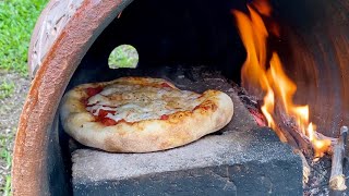 PIZZA tipo NAPOLETANA fatta in casa + cosigli per la cottura con il forno a  legna - YouTube