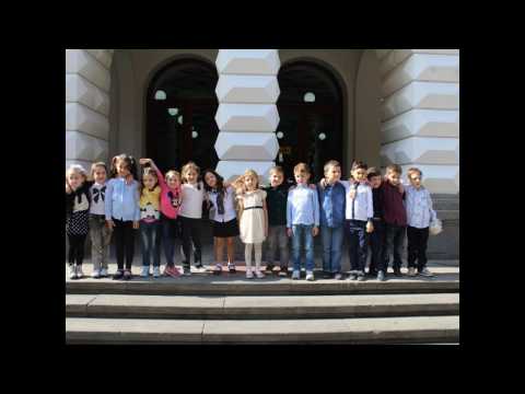 სტუმრად მოსწავლე ახალგაზრობის სასახლეში