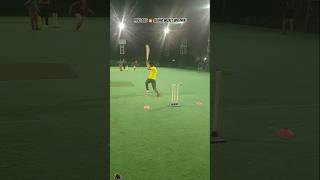 Pehli Ball 💥 Seedha Wicket Uda Diya! #cricket #reels #viral #trending #ytshorts #youtube #short