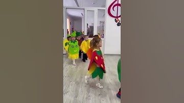 Kids fancy dress ideas - fruit dressup #preschoolcraft #fancydress