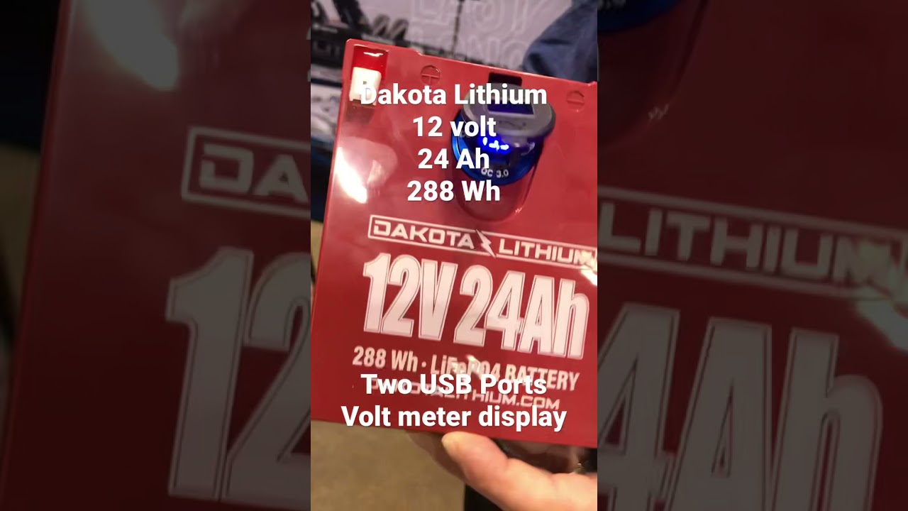 New Dakota Lithium battery: two USBs, voltage display