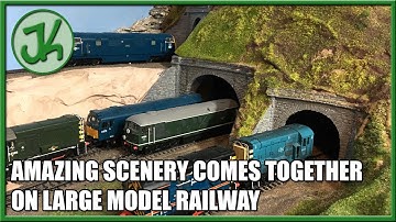 Amazing Scenery Comes Together on Large Model Railway - Building the Loft Layout, part 13