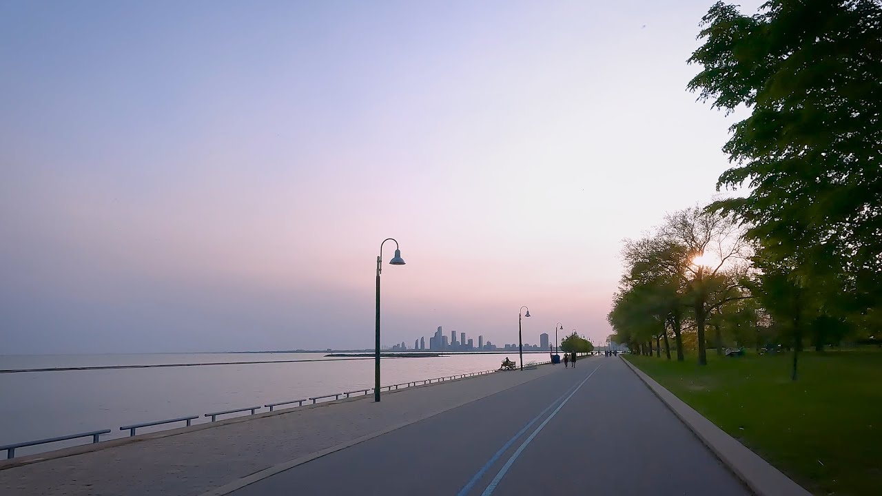 Toronto Waterfront trail to Humber Bay Arch Bridge, e-scooter ride | POV 4K
