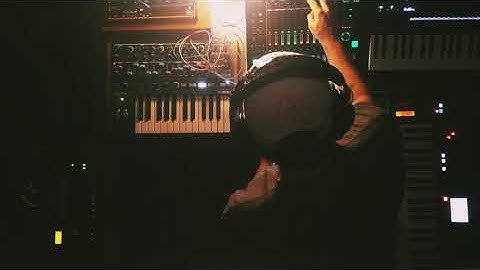 Trap House Full of Ambien(Deepmind 12, Crave, Minilogue XD, Minibrute 2, Beatstep Pro, TR8-S)