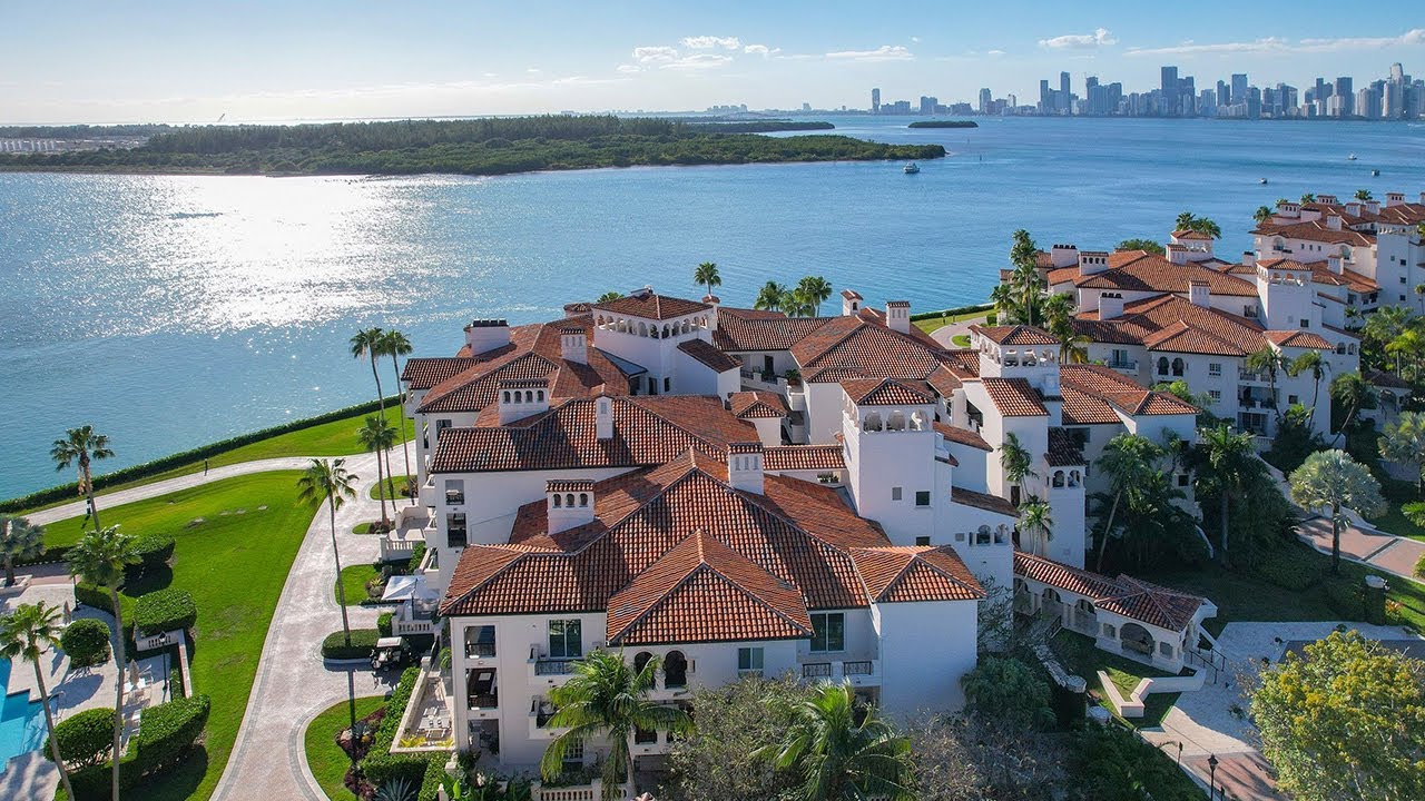 Property Showcase | 2225 Fisher Island Drive, Unit 3205, Miami Beach, FL 33109