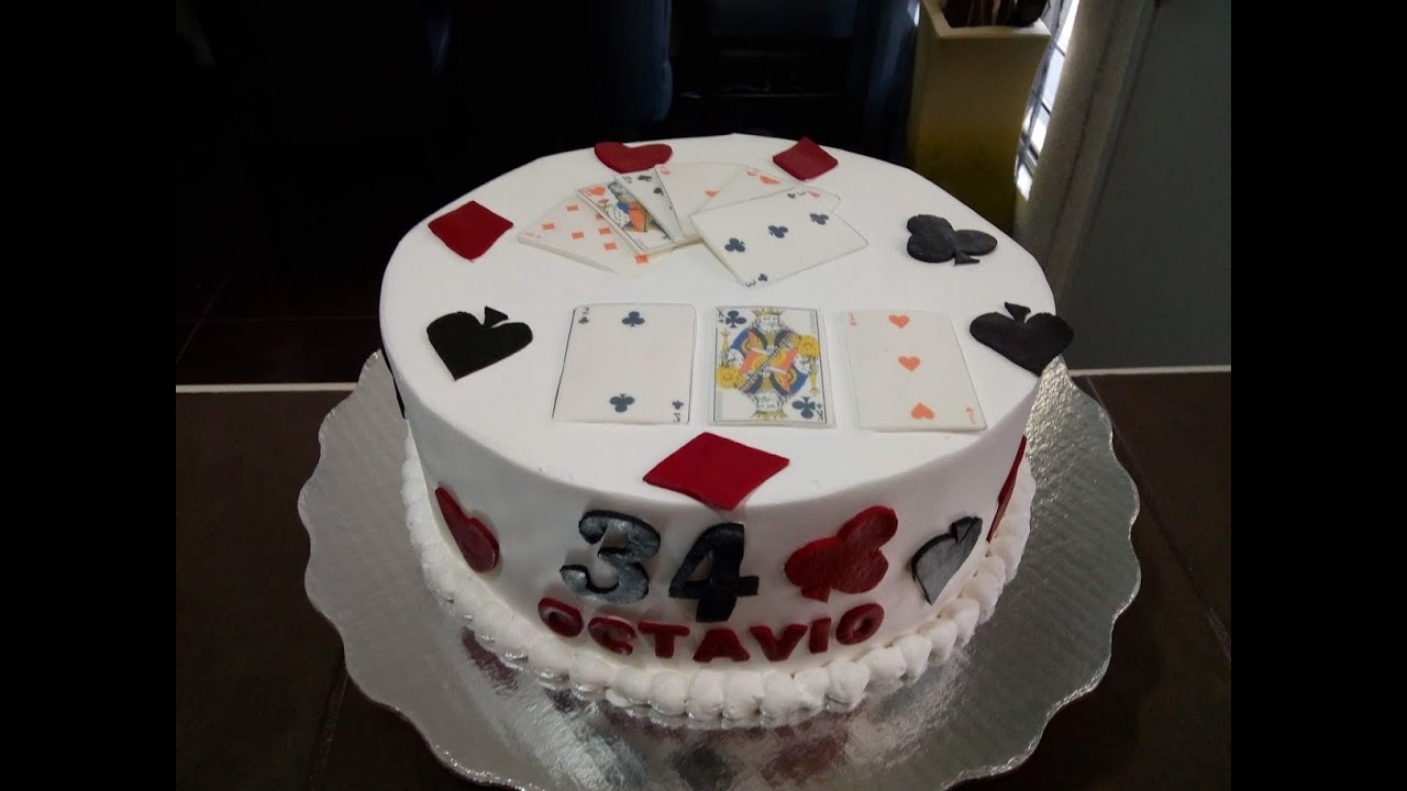 Pastel De Poker En Crema Chantilly Y Decoracion Fondant Youtube