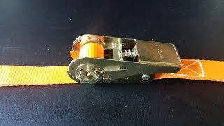 Cómo usar correctamente una cinta con tensor de trinquete o carraca. How to use a Ratchet Strap DIY