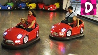 ✿ Катаемся на Машинках Indoor Playground Family Fun for Kids Indoor Play Area Playroom with Balls