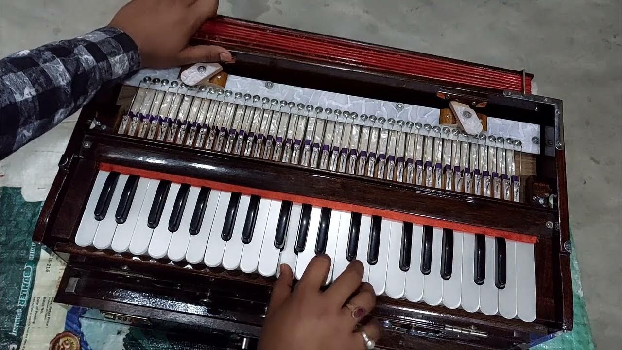 कितने_दिनों_के_बाद_है_आई Kitne_dono_ke_bad_hai_aayi on harmonium 