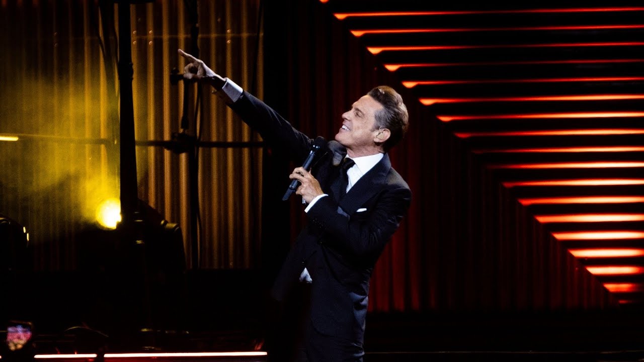 Luis Miguel - Fría como el viento / Tengo todo excepto a ti / Entrégate Vivo Arena CDMX 09/10/2024