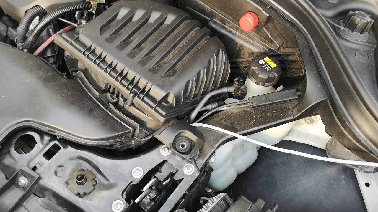 2015 BMW 218D Selfclean air intake system by JLM air intake cleaner