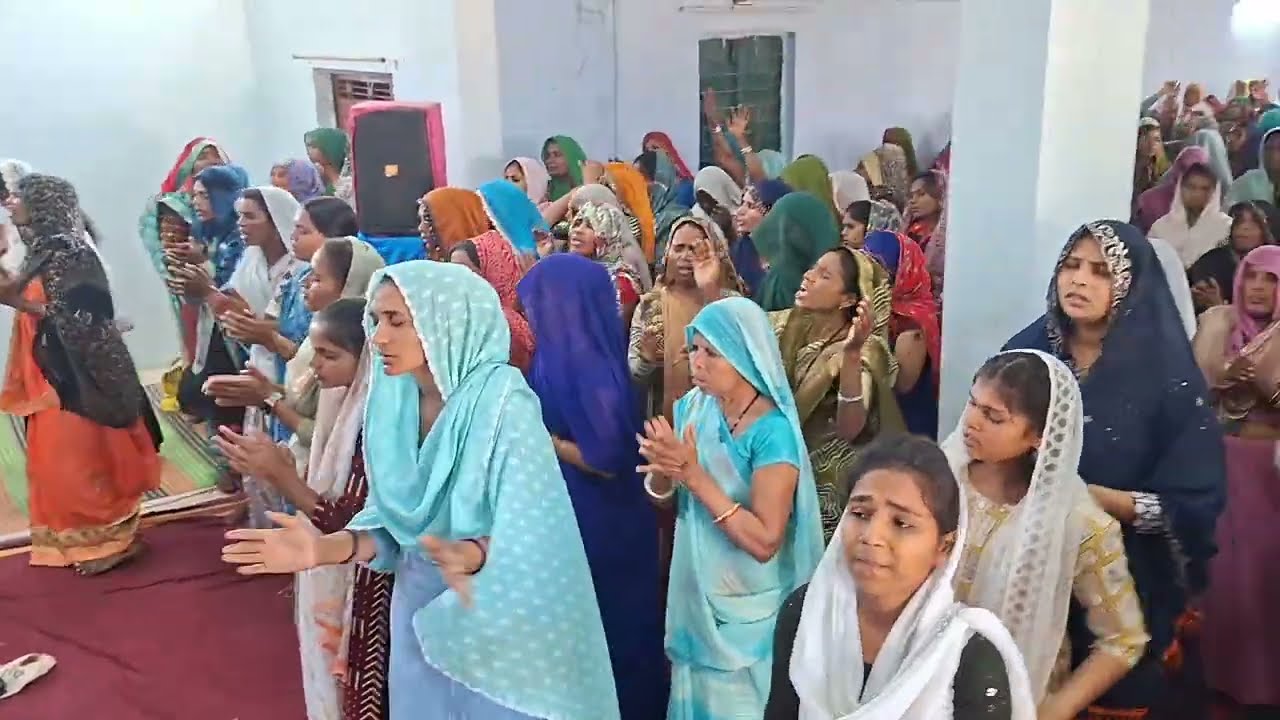 बड़े-बड़े काम करता ख़ुदा मेरा❤️‍🔥❤️‍🔥#aambuakalisiya#worshipteam 