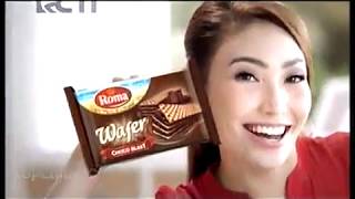 Download lagu Iklan Roma Wafer Choco Blast - Terlalu Enak [ft. Ayu Dewi]