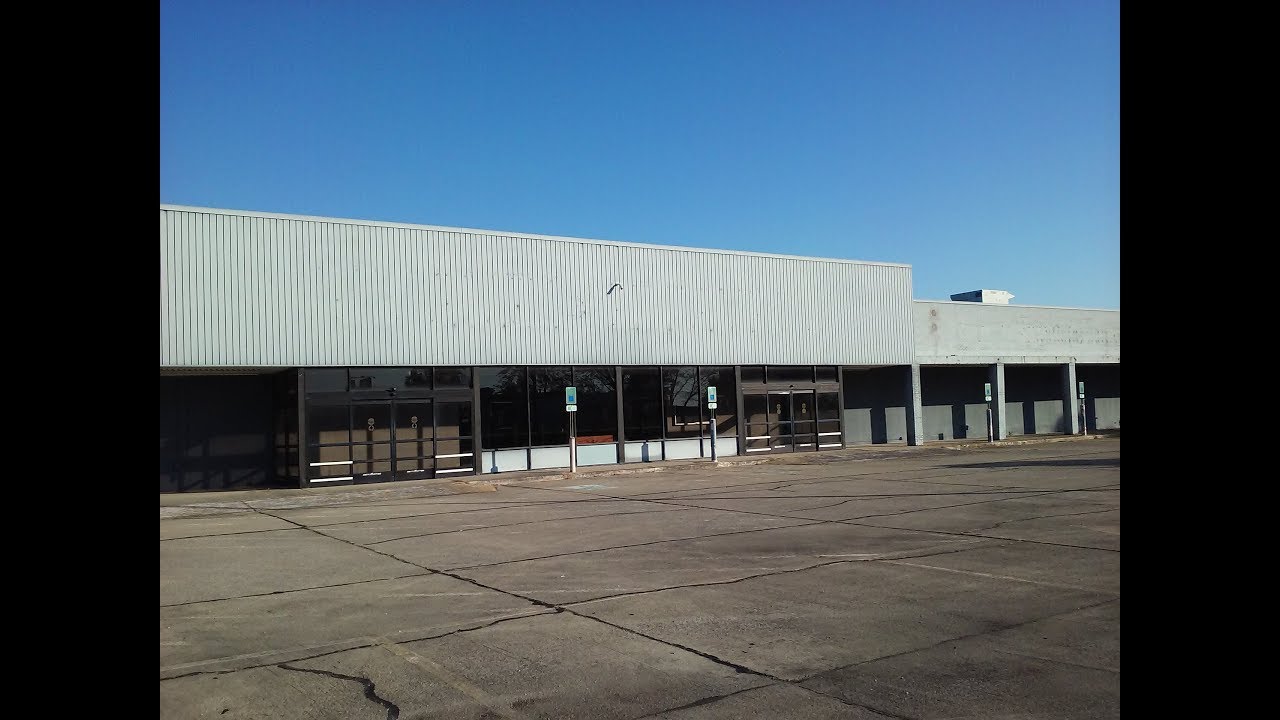 Abandoned 80's Walmart in Carlyle, IL YouTube