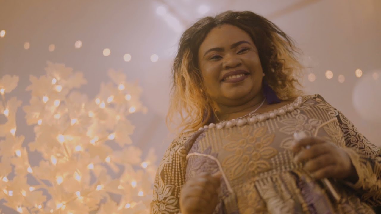 Miraculo Lopa - LA SAPE "Sapologie" (Official Video)