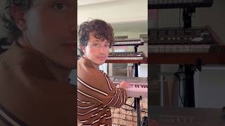 【Charlie Puth】たくさんありすぎるピアノの謎を解き明かすプース教授🕵 #charlieputh #ProfessorPuth #音楽 @charlieputh