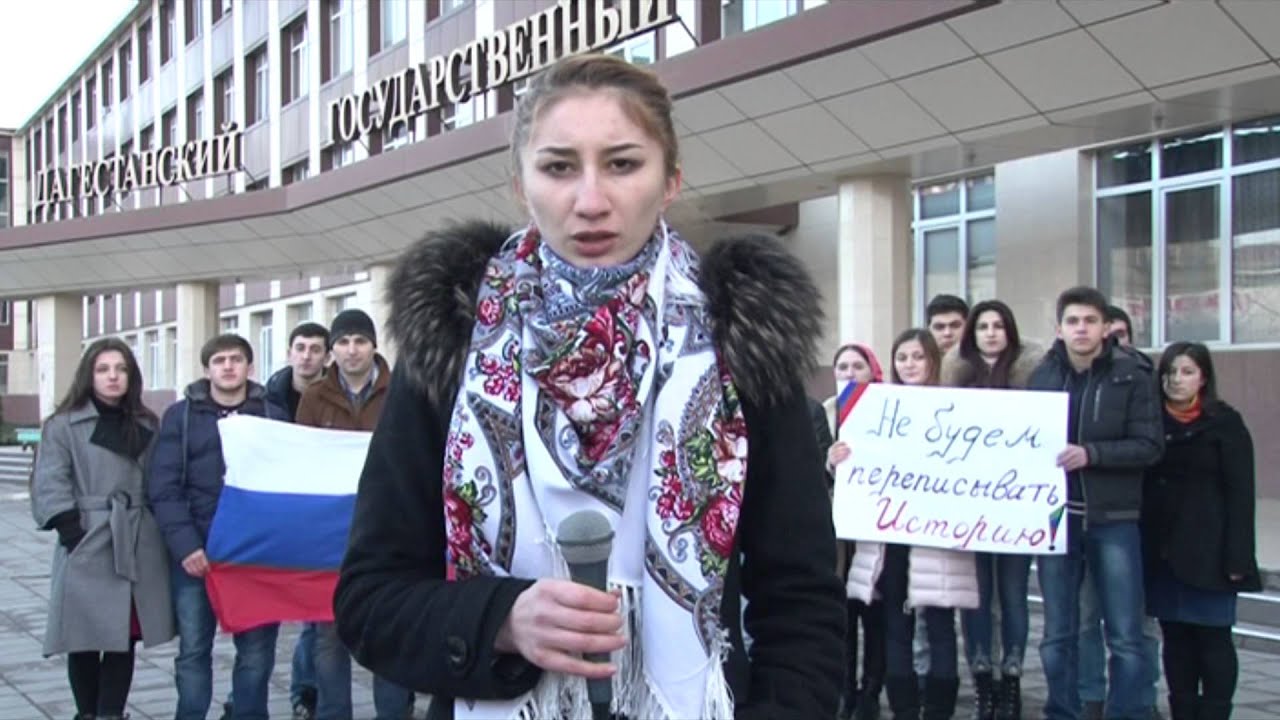 Развели студентку в машине