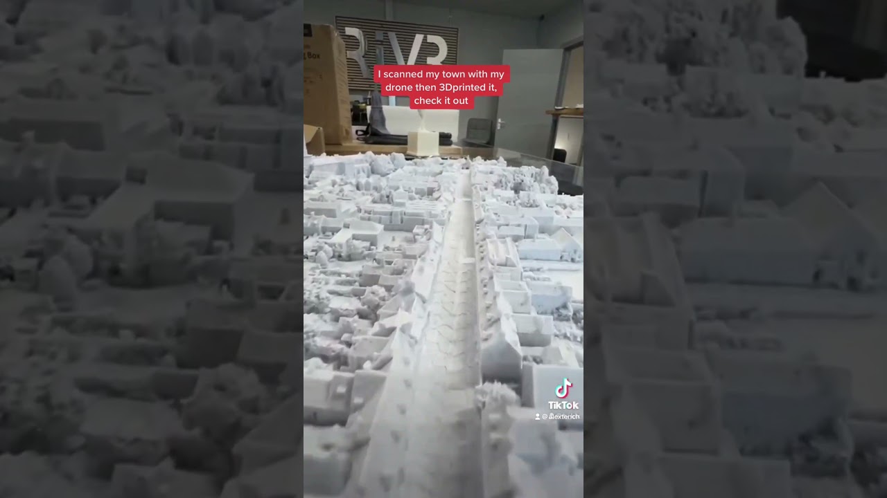 Отсканировал свой город, а затем распечатал его на 3D-принтере 