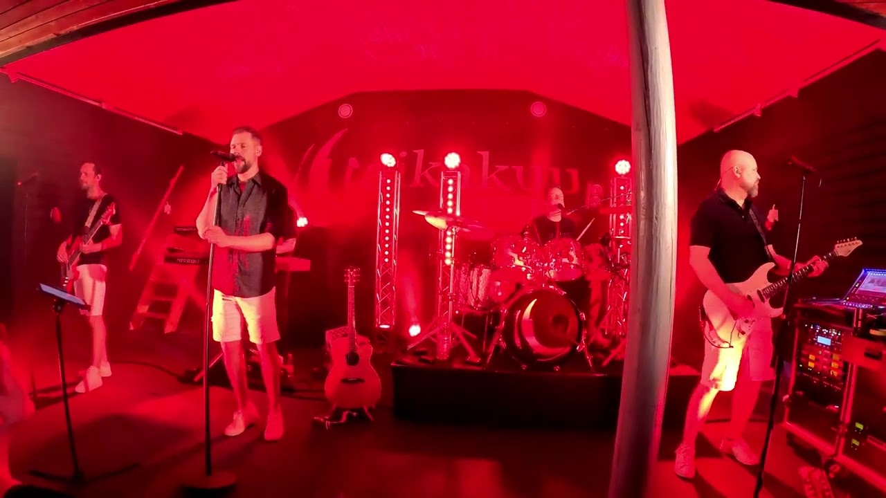 Taikakuu - Pieni tyttö