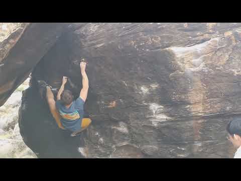 Beta Video for climb #28 v8, Moe's Valley