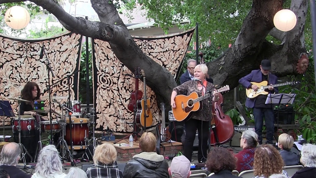 Lindsay Tomasic 'A Dreamer's Lament' May 18, 2019 Full Moon Saturdays at Stonywood