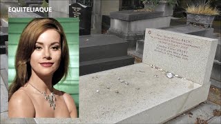 Tombe De Claudine Auger James Bond Girl Au Cimetière Montparne À Paris