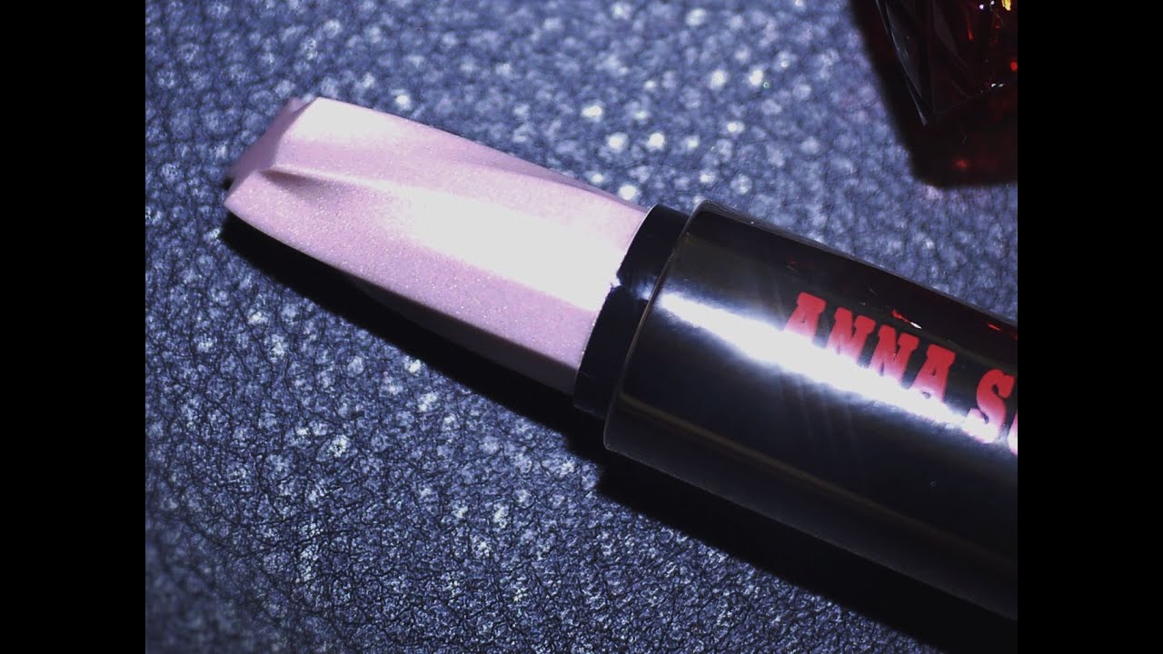 Anna Sui Lipstick G in Powder Pink and Illamasqua Lip Gloss in Opulent