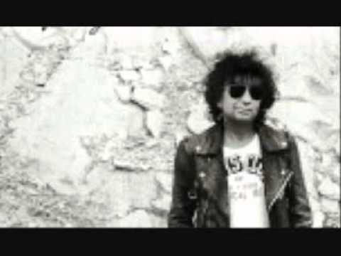 Watch Magnus uggla 4 sekunder.wmv on YouTube Watch Magnus uggla 4 sekunder.wmv on YouTube