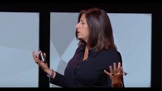 Immersive journalism: using virtual reality to tell the story | Nonny de la Peña | TEDxBerlin