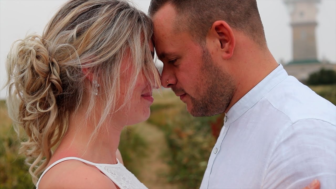 Cinematic Couple Video / Beautiful Pre Wedding Video even with bad weather