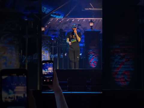 Eminem outfit