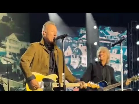 Bruce Springsteen & Bon Jovi - Live at the Musicares Person of the Year (02/02/2024)