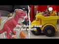 KOLEKSI MAINAN-dinosaurus makan hewan hewan kecil