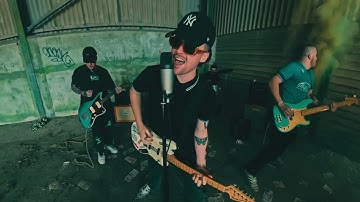CARSICK - Backseat (Official Music Video)